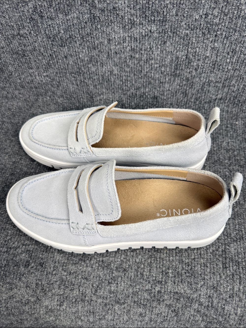 Vionic Women's Light Gray Suede Slip-On Loafers Size 7.5 EU Nice Condition